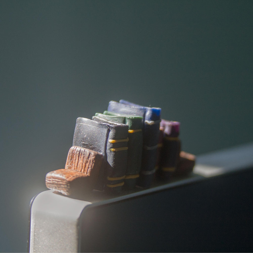 Bookshelf Monitor Topper