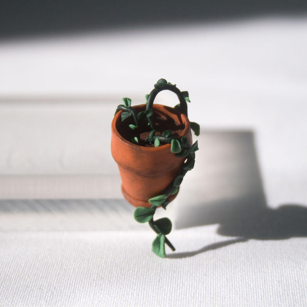 Potted Plant Monitor Topper
