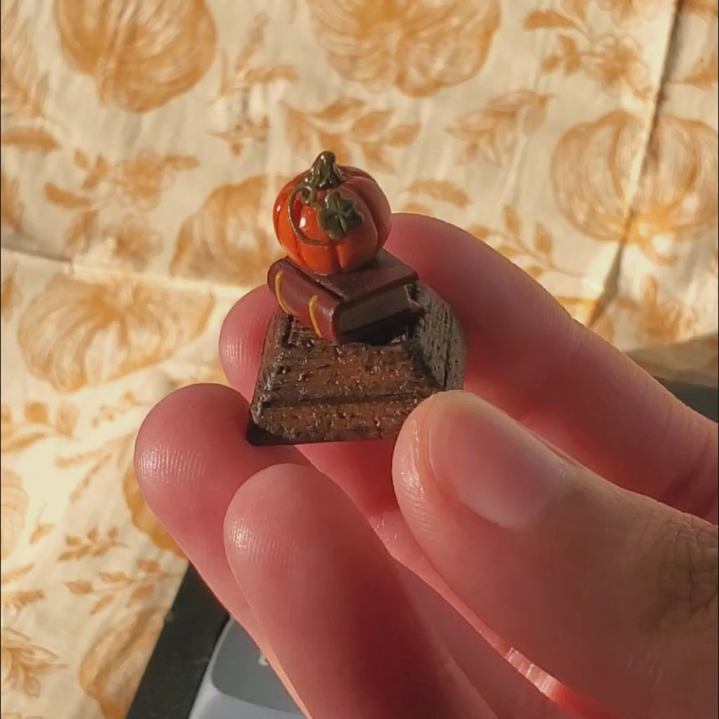 Pumpkin Book Artisan Keycap